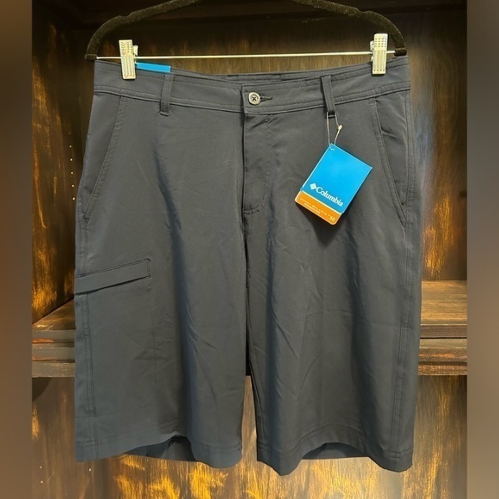 NWT Columbia Performance Fishing Gear Men’s Shorts | Sz 32 | Navy Blue